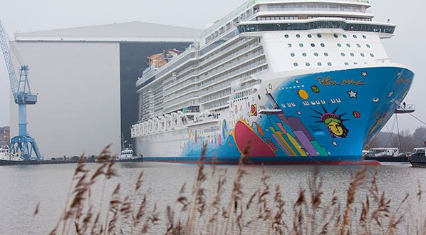 Norwegian Breakaway Continues Innovation With Technological Advances