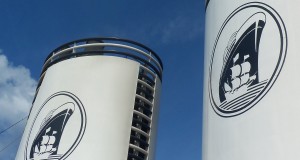 Holland America Helps Celebrate 100 Years For The American Cancer Society